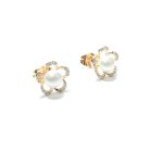 BRINCOS FLOR C/ PEROLA EM CHAPADO A OURO