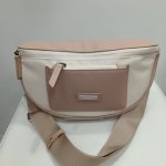 BOLSA TIPO BANANA HEXAGONA PARIS