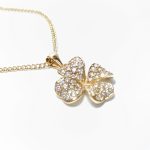 COLAR CHAPADO A OURO C/ PENDENTE FLOR C/ ZIRCONITAS